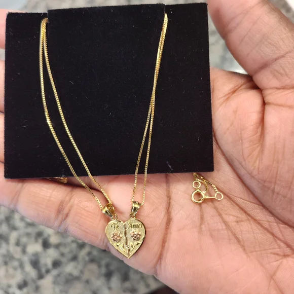 Gold Heart Pendant Necklace - Picture 2 of 3